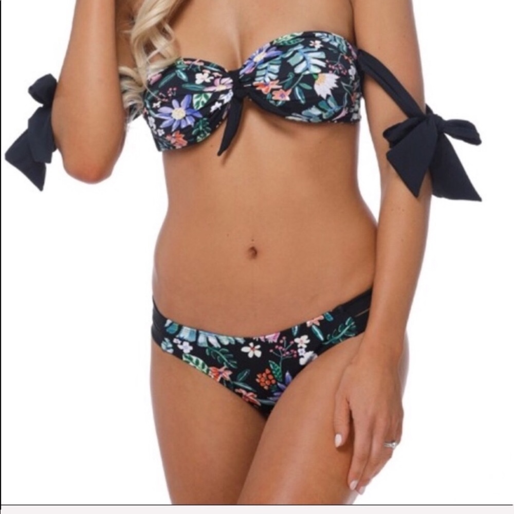 4 Pack Floral Bikini